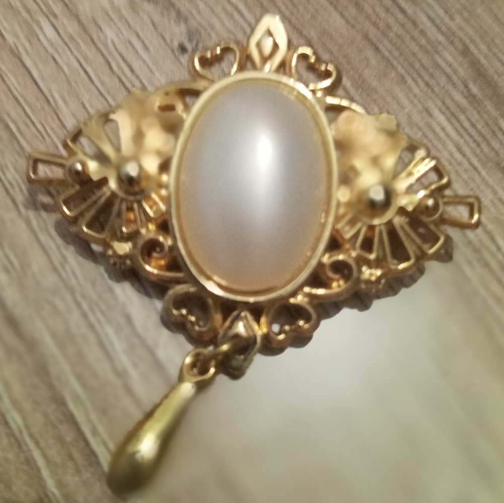 Vintage Brooch/Pin